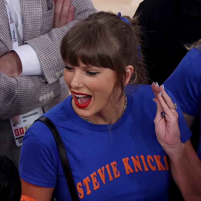 STEVIE KNICKS T-SHIRT